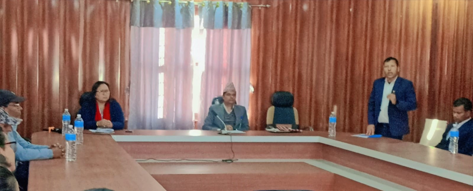 कार्यालयको नियमित कर्मचारी बैठक